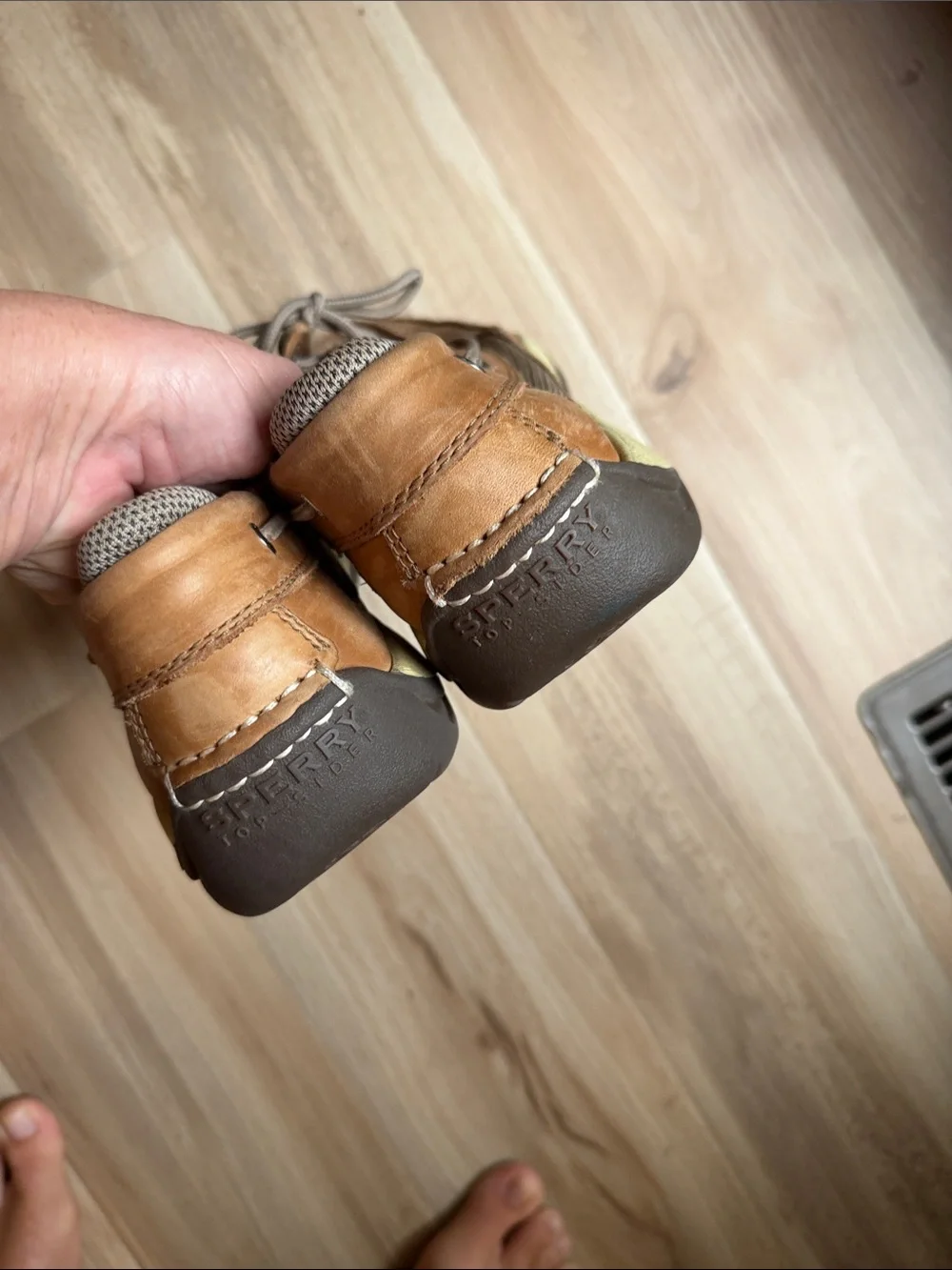 Sperry comfortable tan